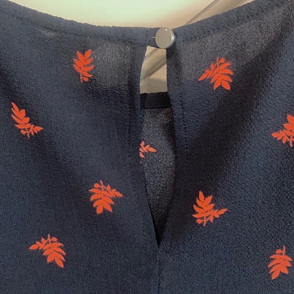 NWT Alfred Sung Women's Bell Sleeve Blouse Size XL Navy & Red - Picture 7 of 10